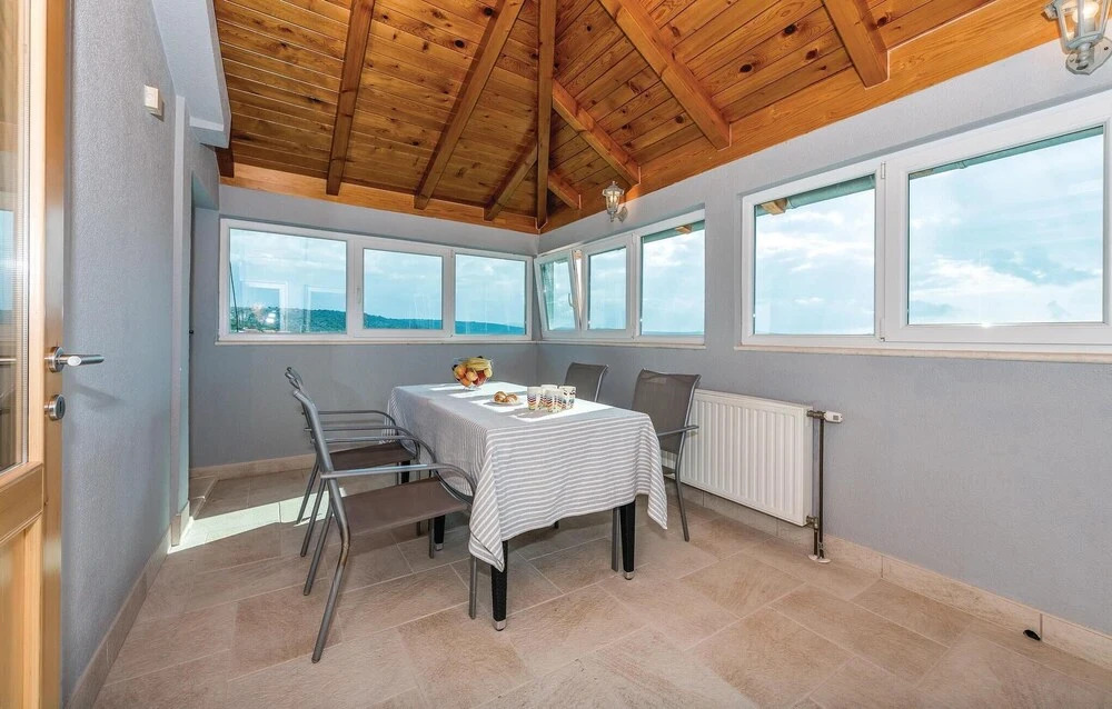 Four-Bedroom Holiday Home In Primosten