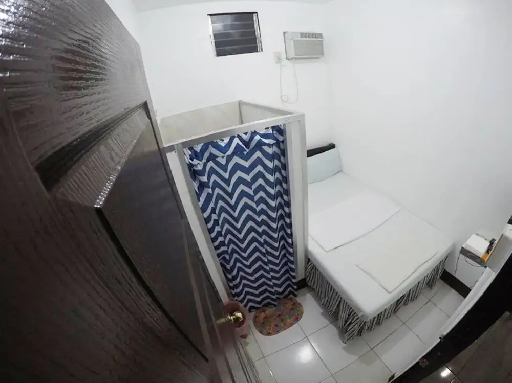 Mimi's Travelers Suites