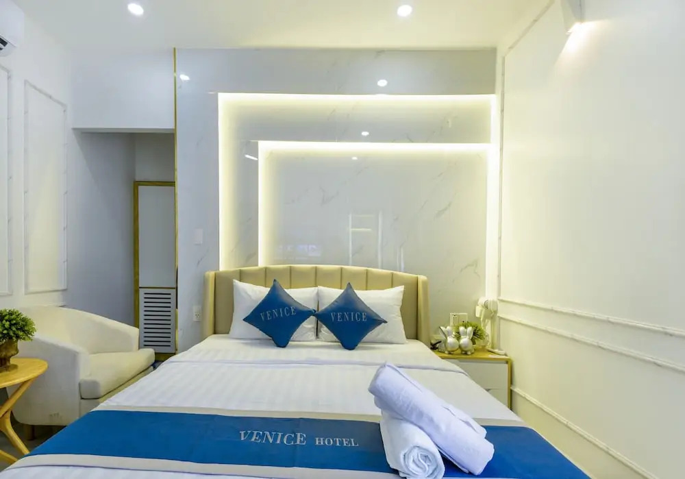 Venice 1 Hotel