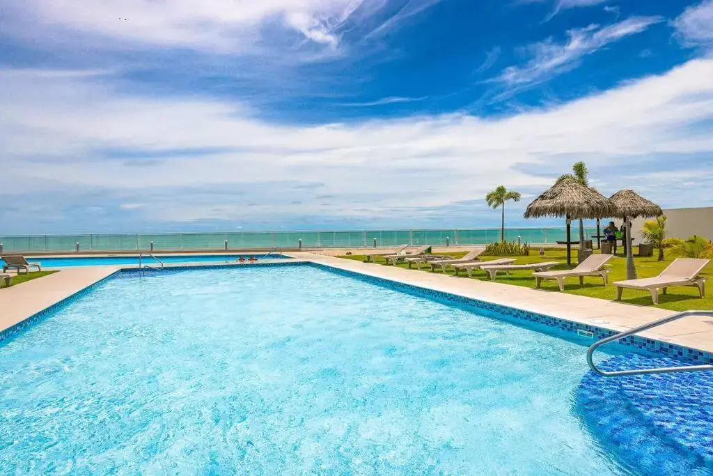 Condo Gorgona Beach Apartamento de Lujo de 2 Habitaciones