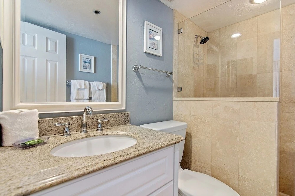 One Seagrove Place Unit 1202 2 Bedroom Condo by Redawning