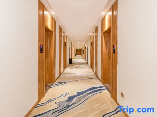 Yi Ai Hotel (Yangzhou Slender West Lake Wutinglong Toy City Branch)