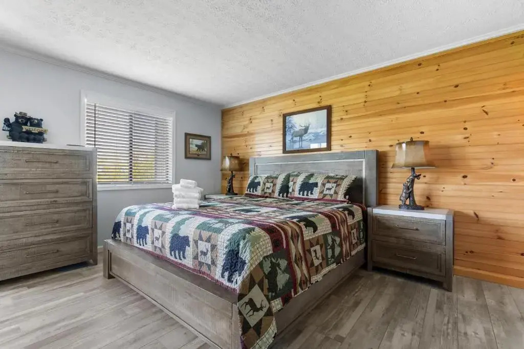 Bear Cub Retreat by Jackson Mountain Rentals
