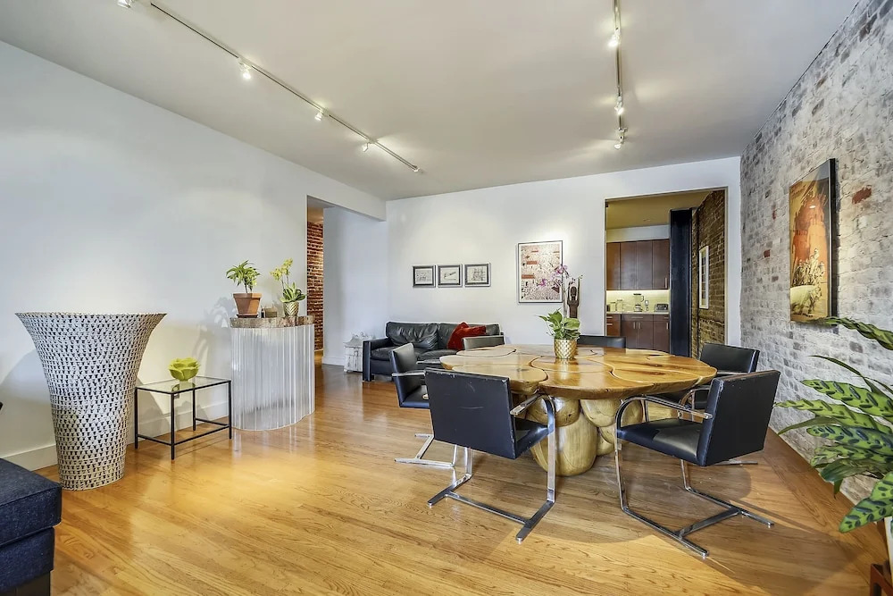 Newly Remodeled Loft In Lower Nob Hill 2 Bedroom Home by RedAwning