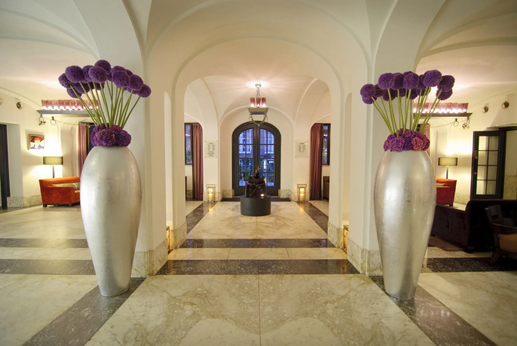 Canal House