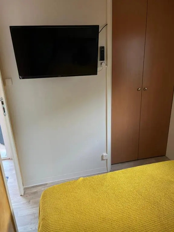 Mobil home bungalow 6 personnes villeneuve loubet plage marina baie des anges