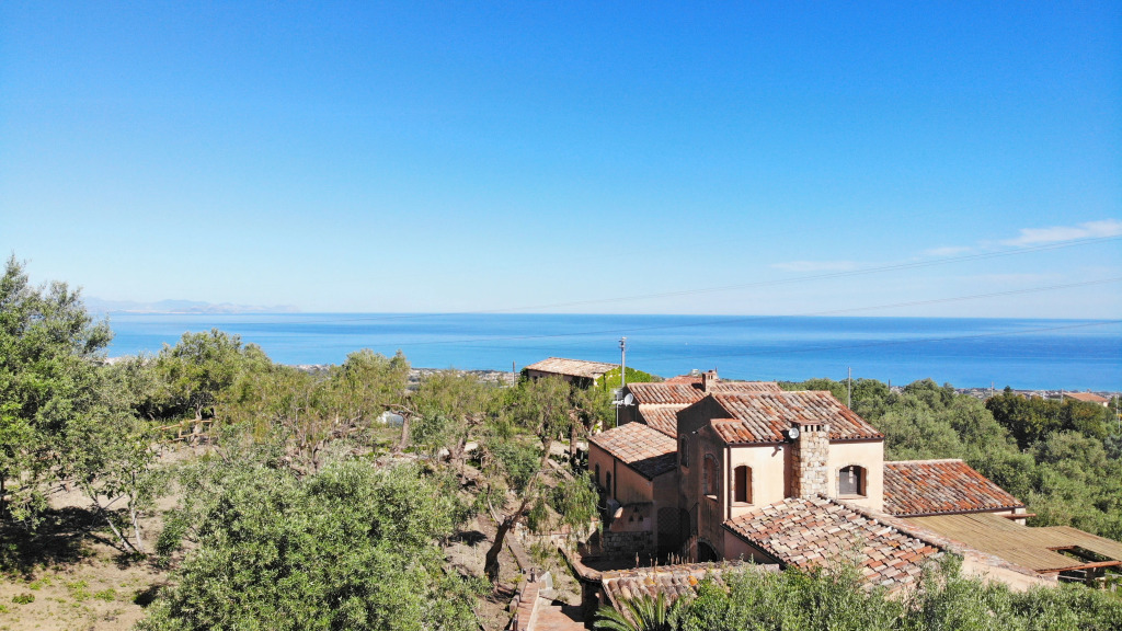 Villa Passulunara 14 by Massimo Villas