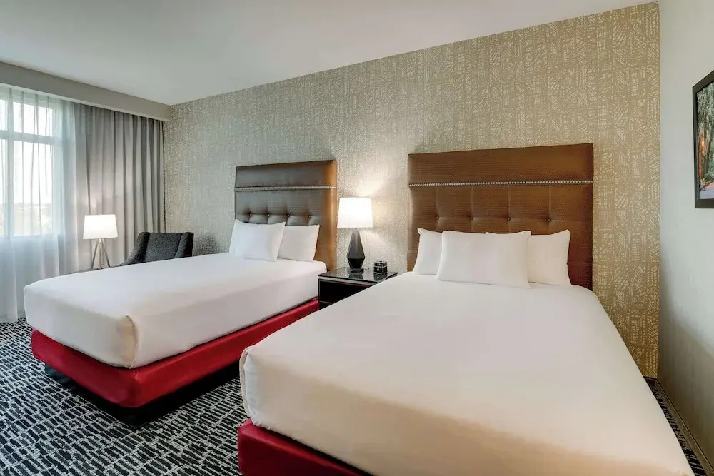 Drury Plaza Hotel Savannah Pooler