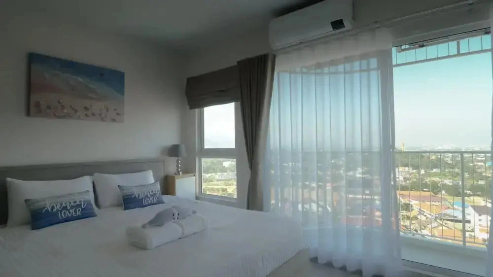 Brand New  1 Bedroom Seaview Condo - BWC