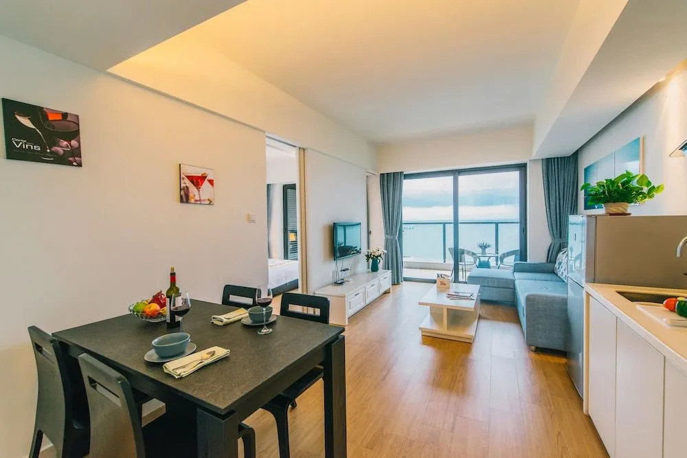 XI Yue Hai Bin Holiday Hotel
