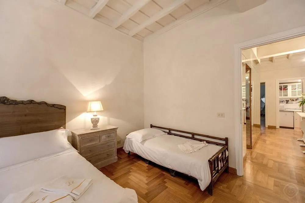 Spagna apartments - Spanish Steps area