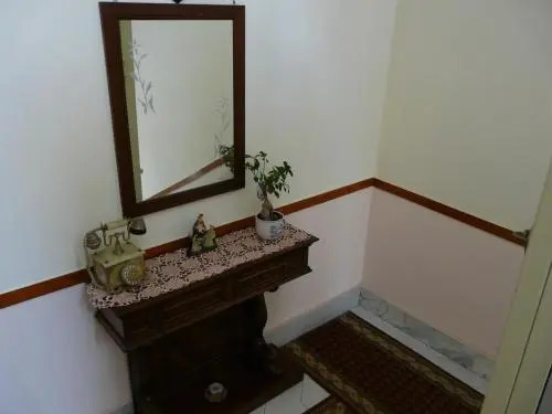 B&B Gallery