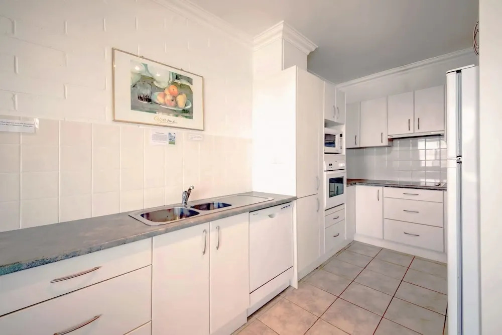 Little Hut, Unit 3, 20 Kurrawa Close