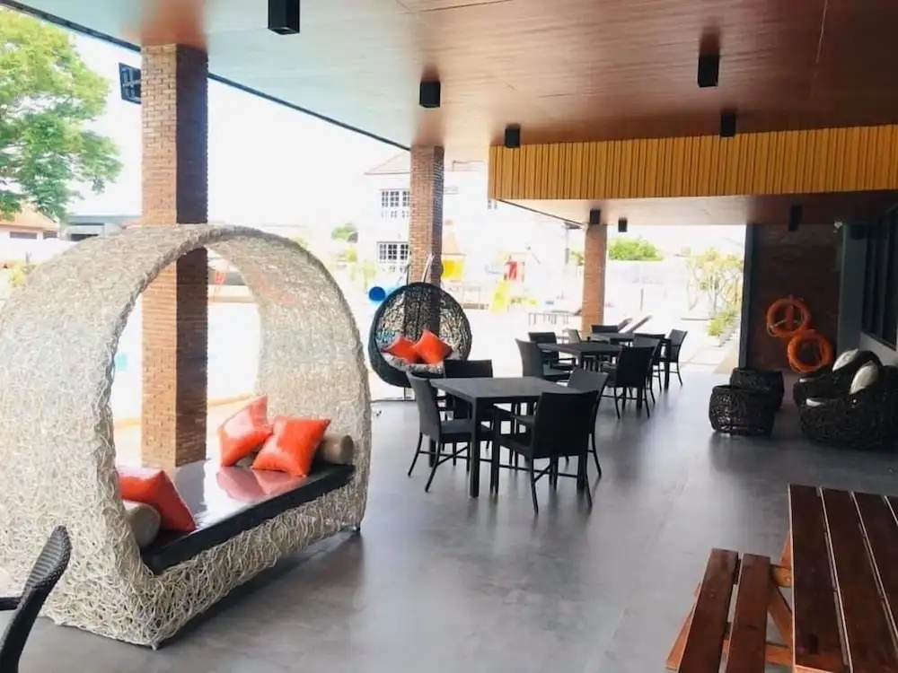 Buathong Pool Villa