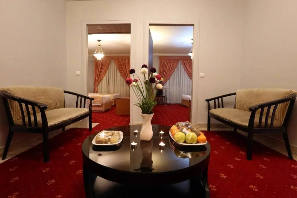 Tara Hotel