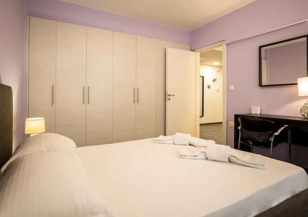 Exceptionally located apartment in Plaka