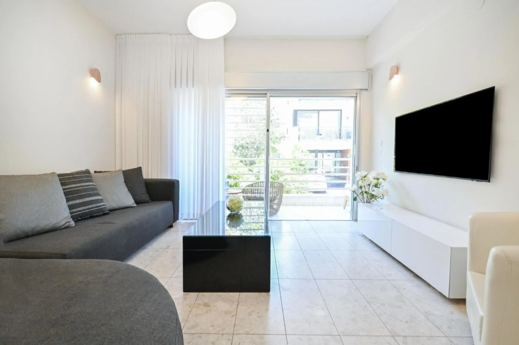 Homey 2BR in Frug 32 by HolyGuest