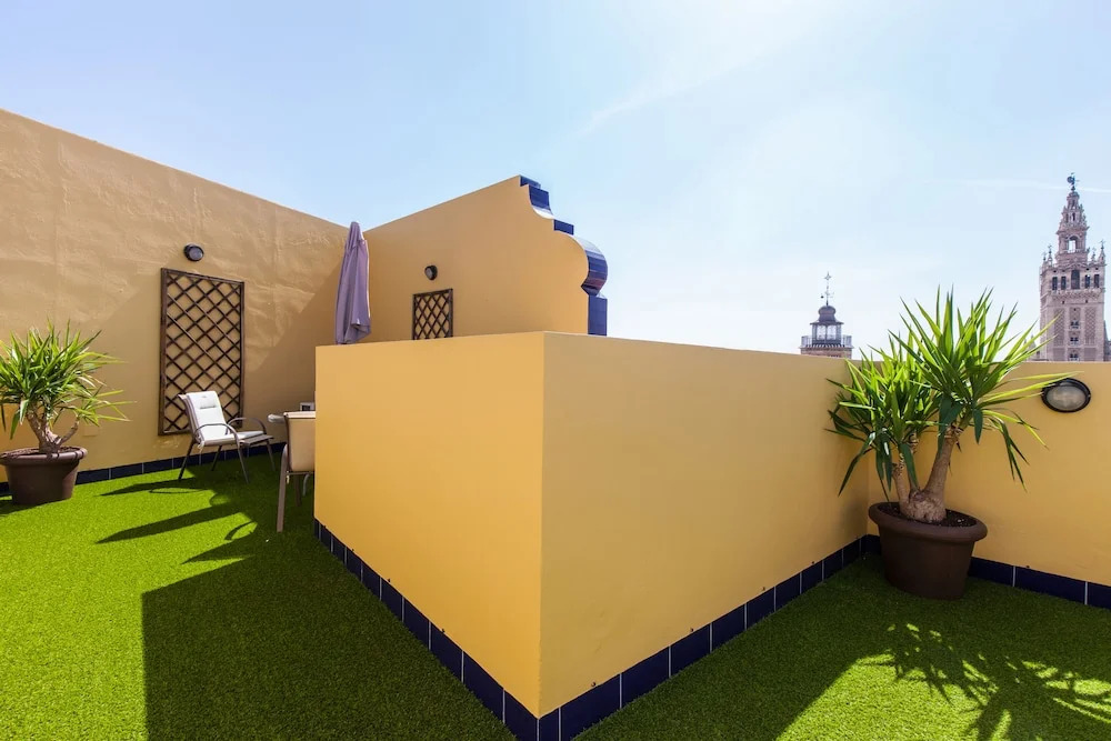 Green - Apartments Giralda