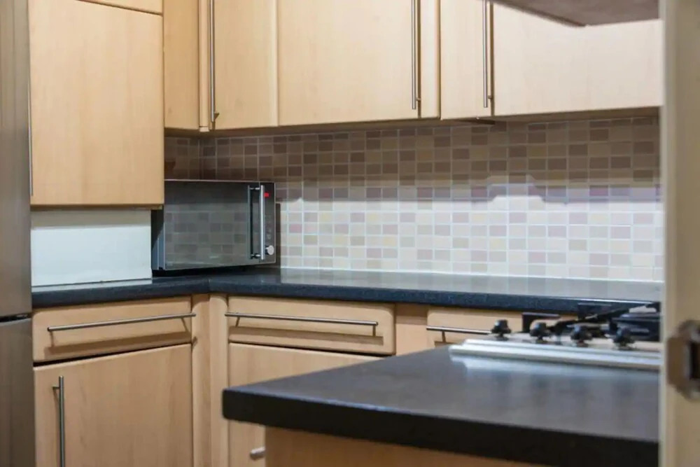 Elegant 4 Bedroom Maisonette Near Wardie Bay