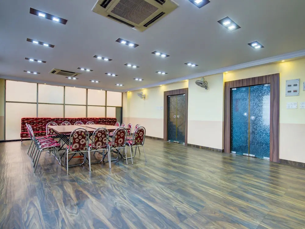 OYO 23623 Aakash Bika Guest House