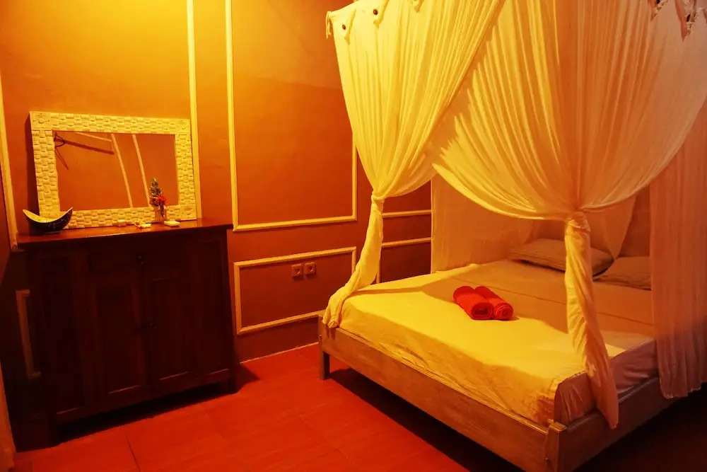 Salon de Nomad Gili T.