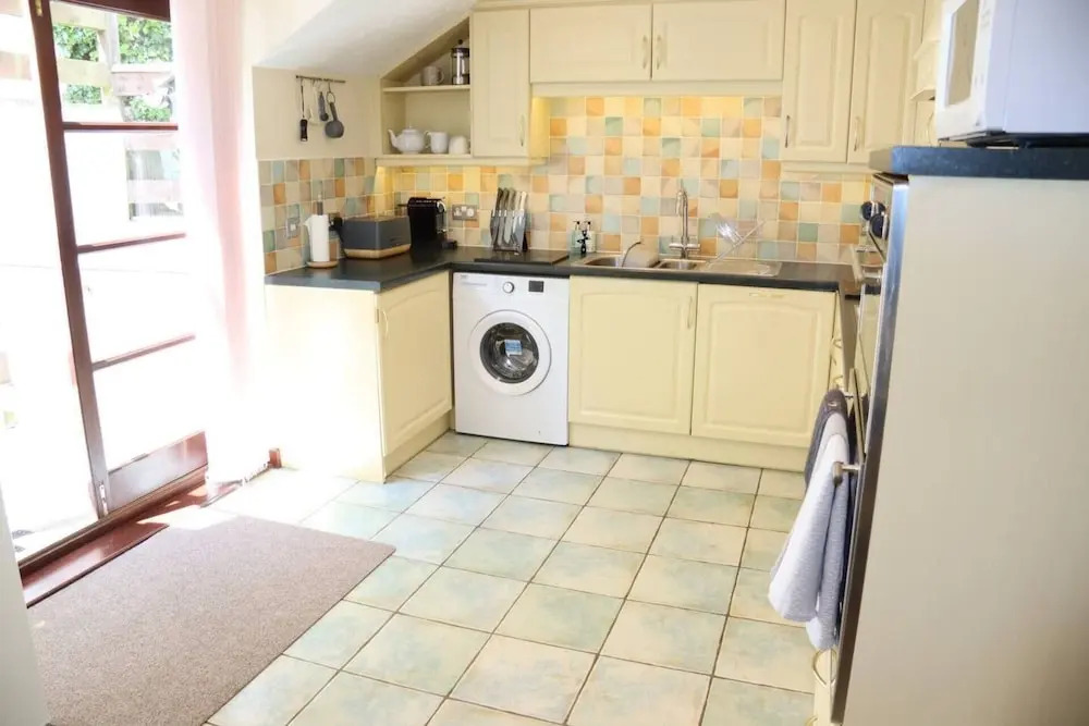 Beautiful 4-bed House, Polperro With Harbour Views