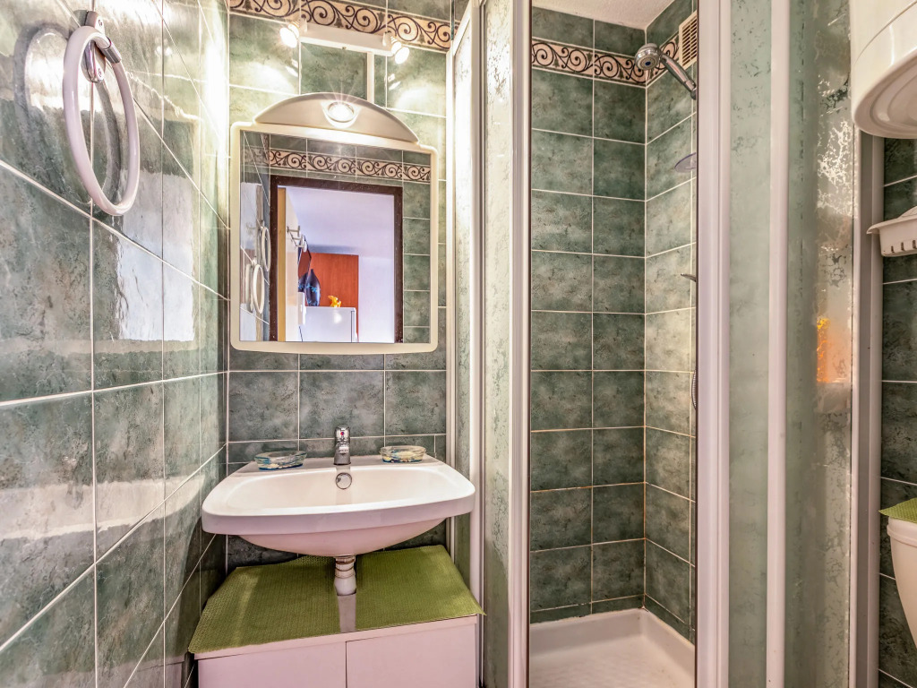 Apartment Les Maisons sur la Plage-3 by Interhome