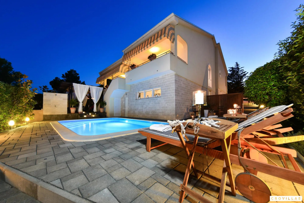 Monty in Pridraga with 3 bedrooms and 1 bathrooms