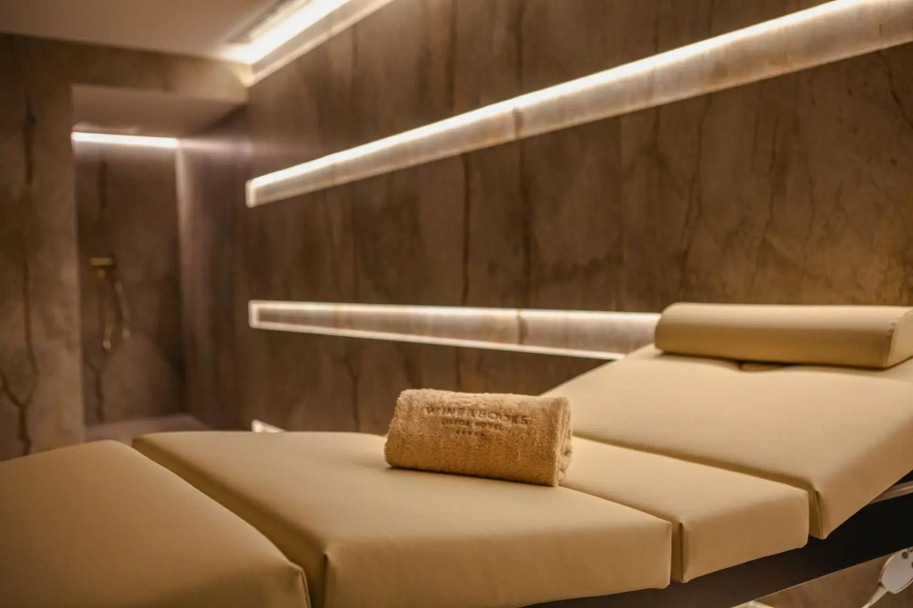 Wine & Books Lisboa Hotel