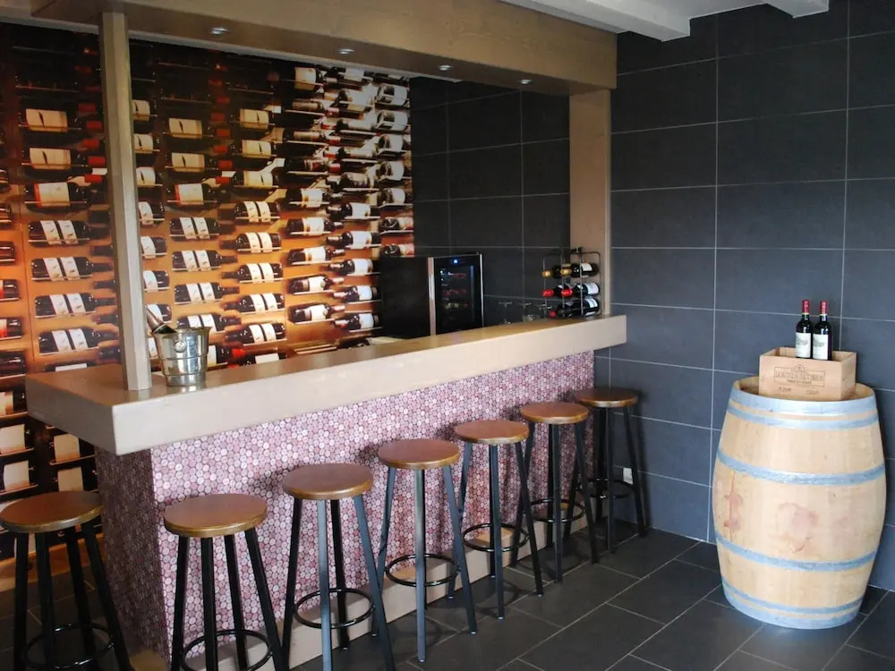 Lovely Villa in Durbuy with Hot Tub