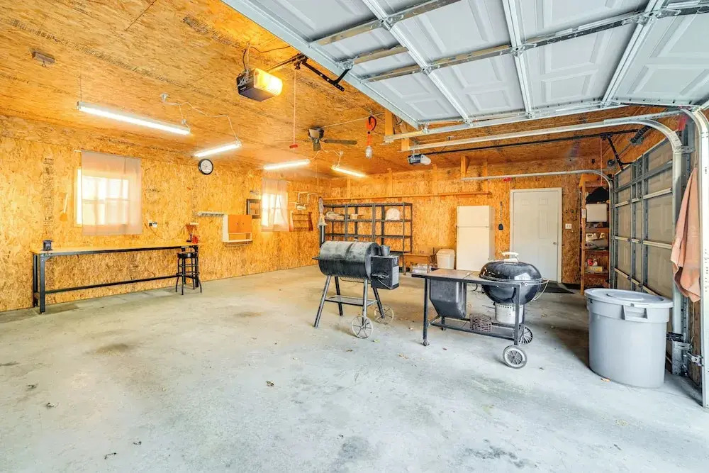 Walk to Ohio River: Golconda Home w/ Water Views!