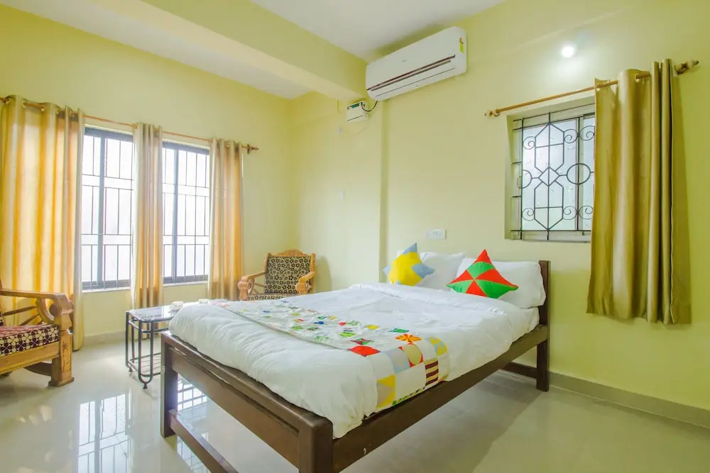 OYO 22002 Home Spacious Studio Uddo Beach