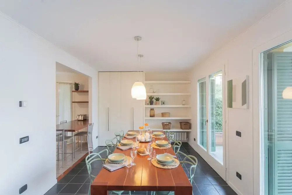 Besana 9 On the Lake - Private Garden & Parking by Rent all Como