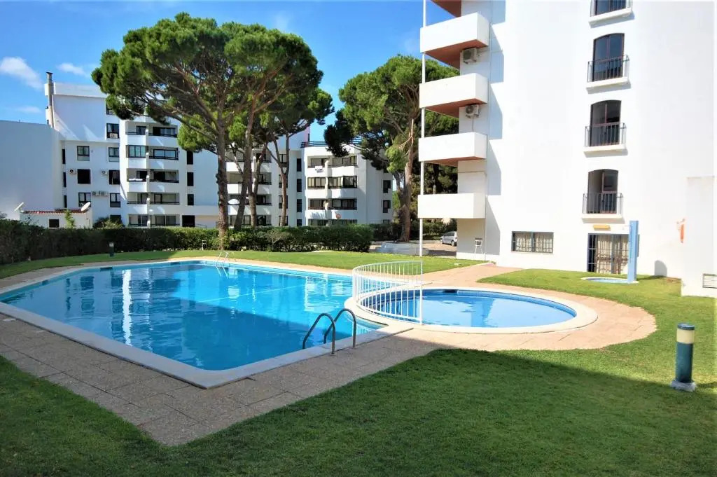 T0 Estudio Leziria - Swimming pool - BY BEDZY