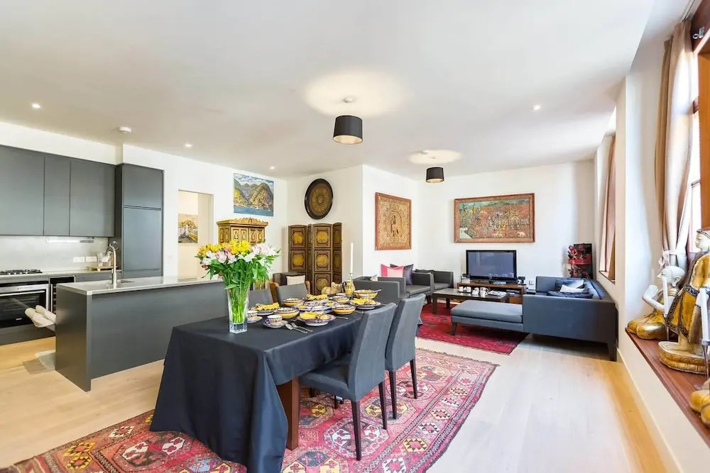 Luxury Smart Home in Central London, 4 Guests