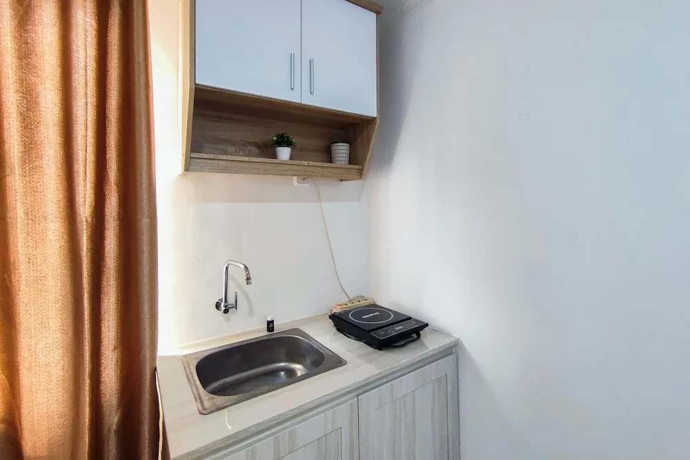 Comfort And Well Design Studio At Paltrow City Apartment