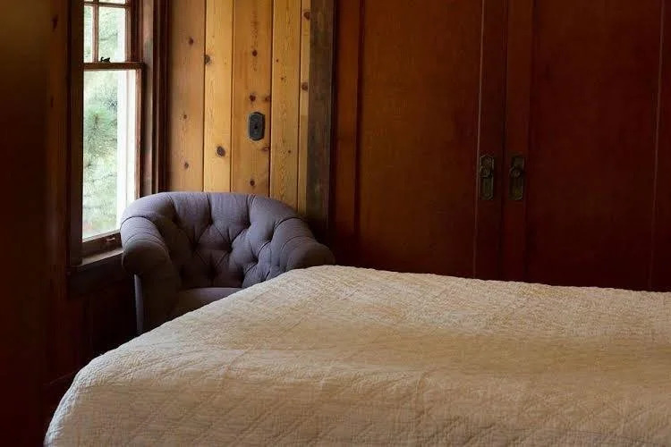 The Golden Leaf Inn