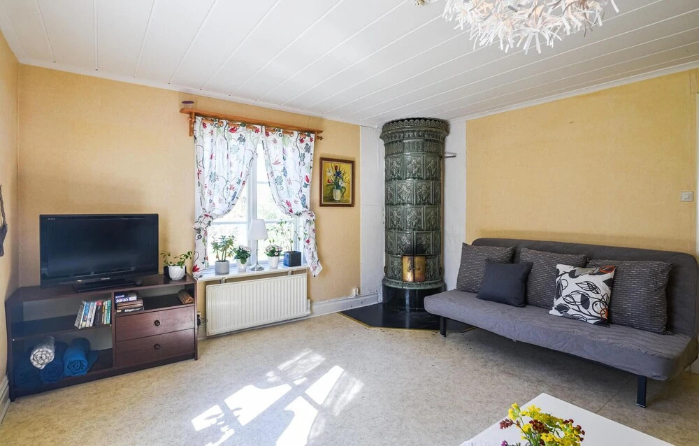 Nice Home In Munkedal With Lake View
