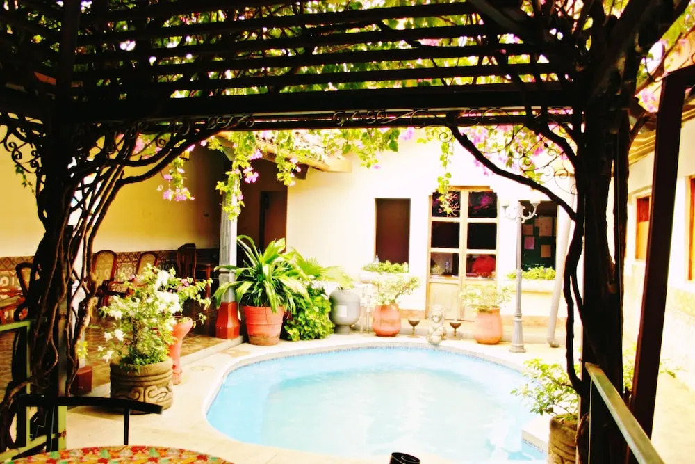 Hostel Sonati