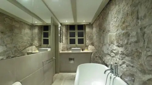 Villa Skylight