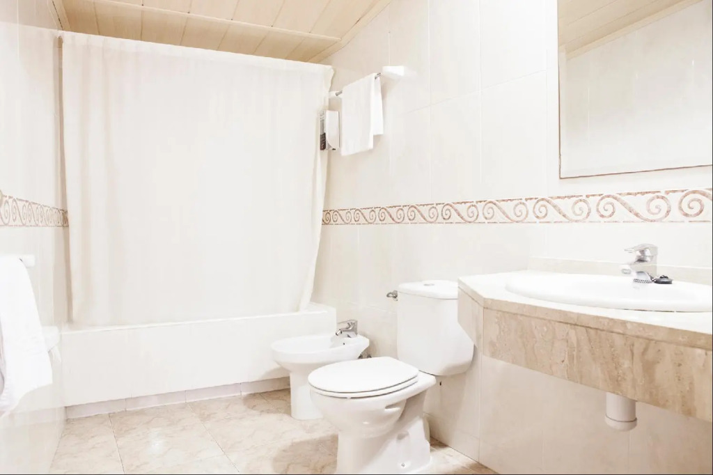 Отель Ibersol Hotel Sorra dOr