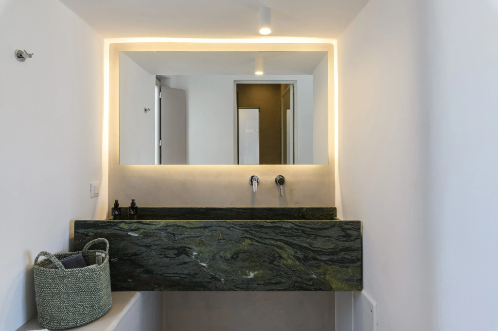 Muro Suites