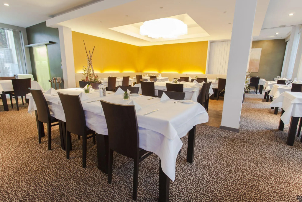 Hotel Avance