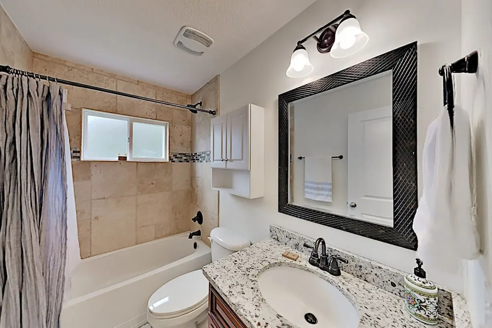 Peaceful Vilano Beach Getaway W/ Alfresco Dining 4 Bedroom Home