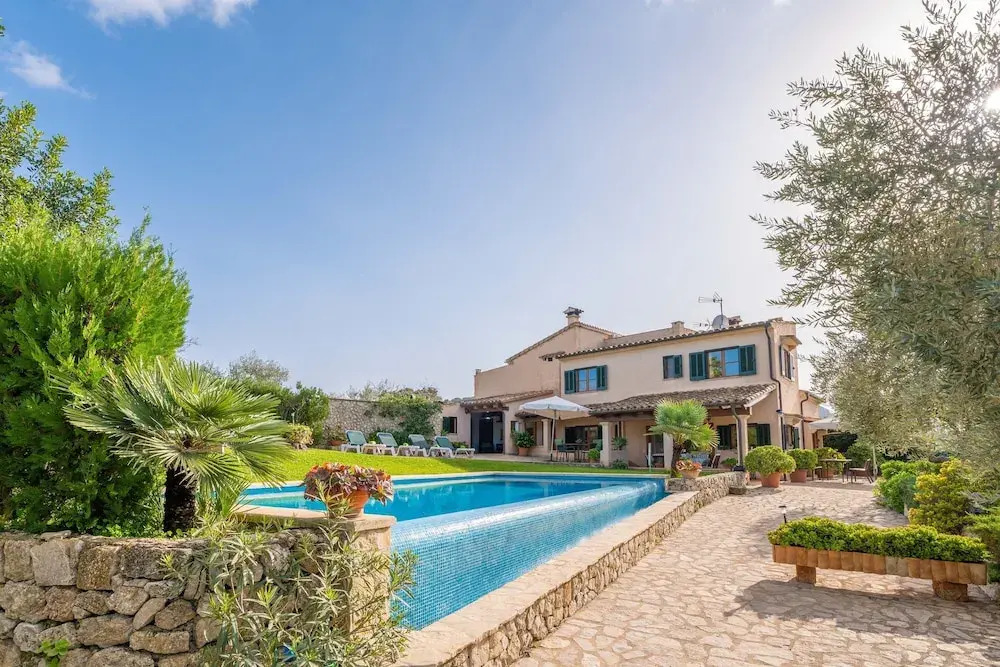 Reynes in Mallorca With 3 Bedrooms and 2 Bathrooms