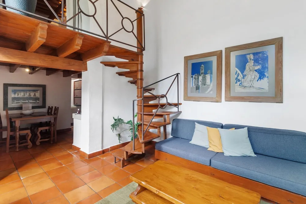 Casa Antigua