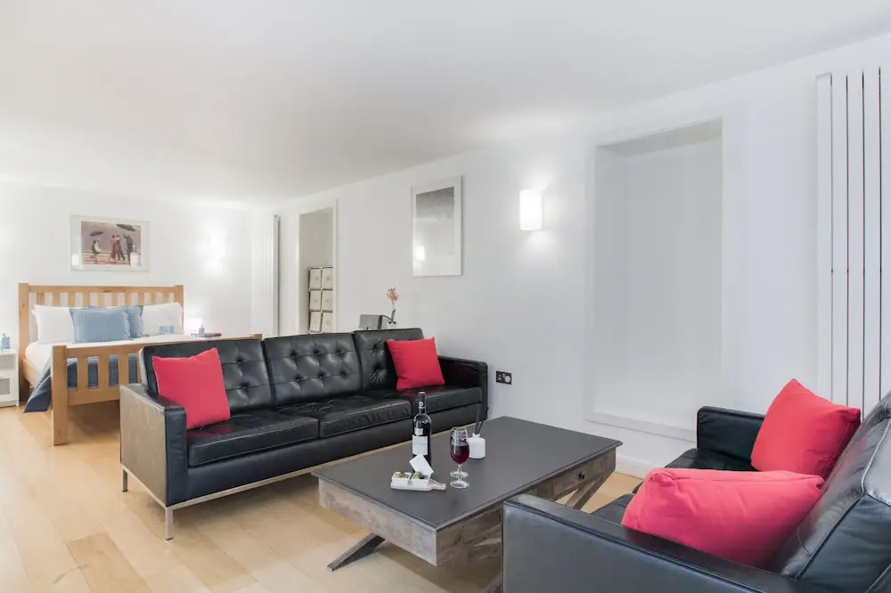 Spacious New Kings Road Nest