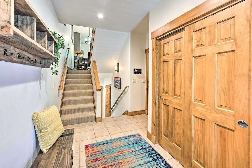 Gorgeous Steamboat Townhome: Shuttle to Ski Resort