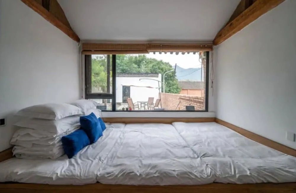 Xiang Chun Tree House Inn