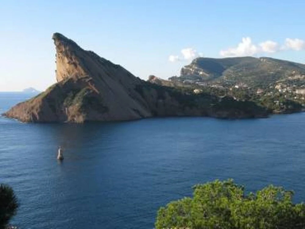 Apartment With one Bedroom in La Ciotat, With Wonderful sea View, Furn